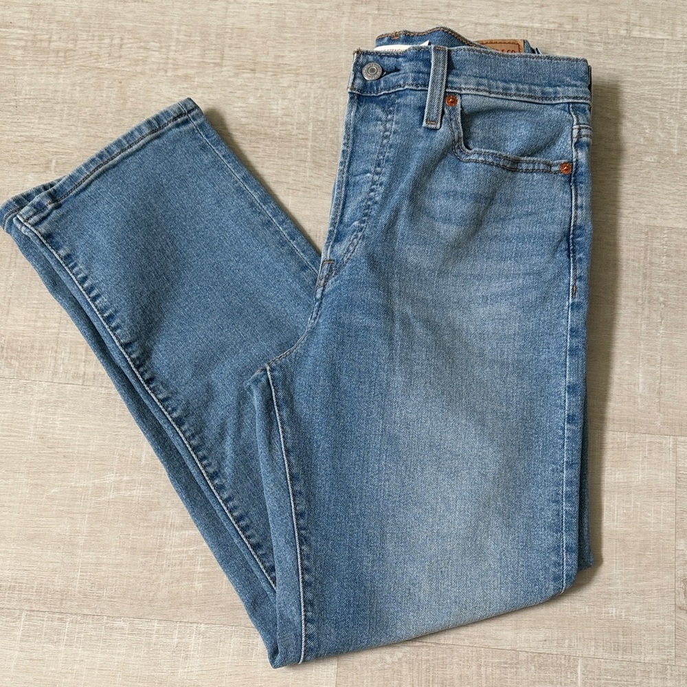 Levi’s Wedgie Straight  Blue Jeans, Women Size 29 L-28